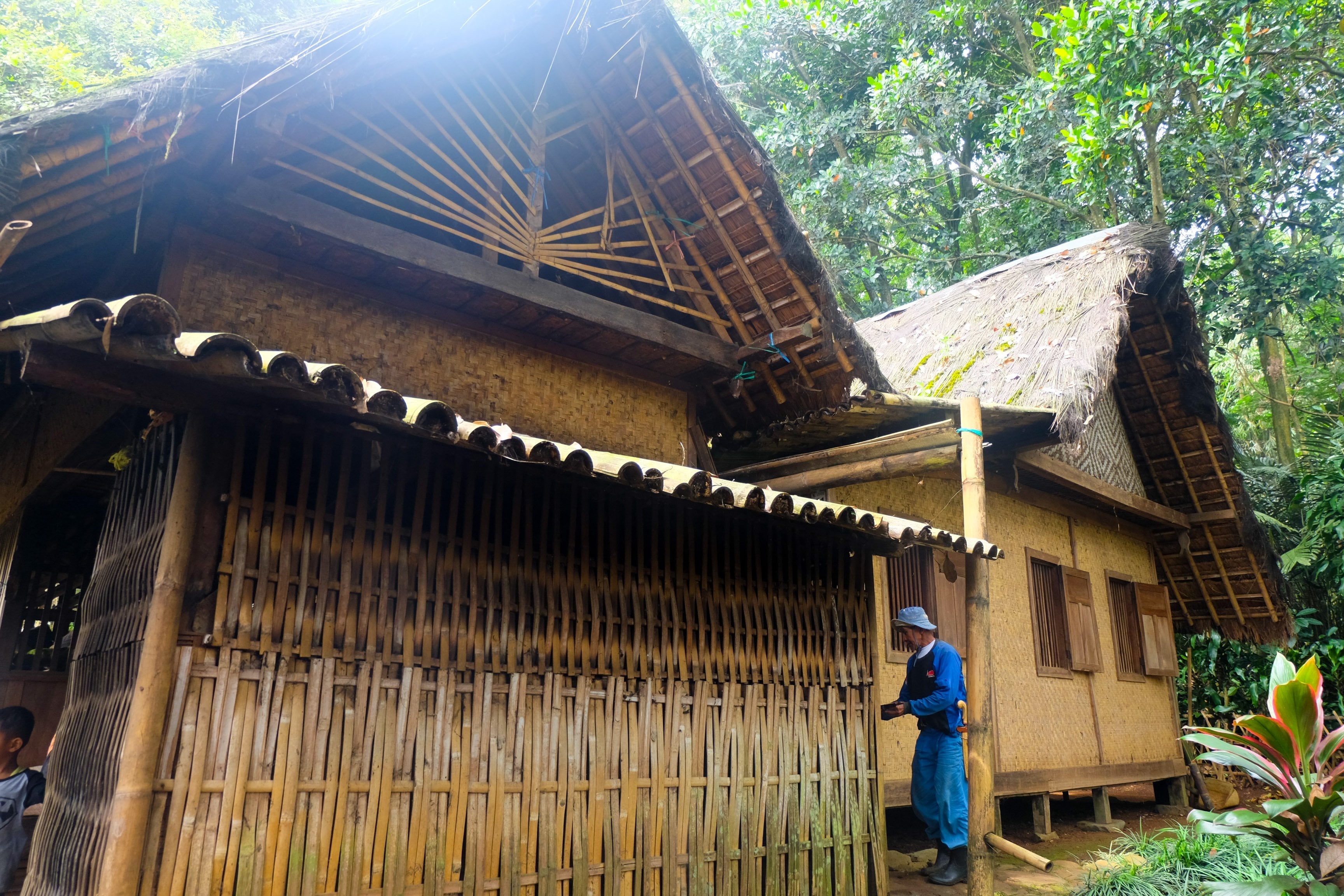 Anggun 21 Gambar Rumah Adat Dan Penjelasannya 56 Renovasi Ide Pengaturan Dekorasi Rumah untuk 21 Gambar Rumah Adat Dan Penjelasannya