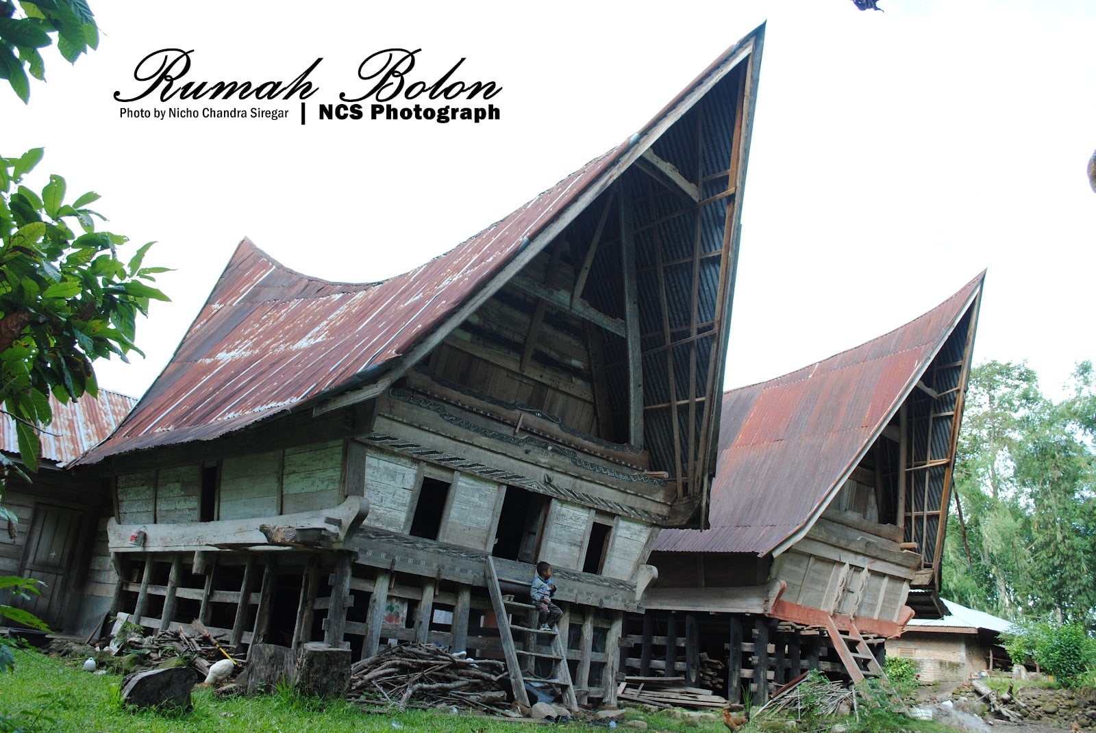 Besar 21 Gambar Rumah Adat Batak 28 Dengan Tambahan Rumah Merancang