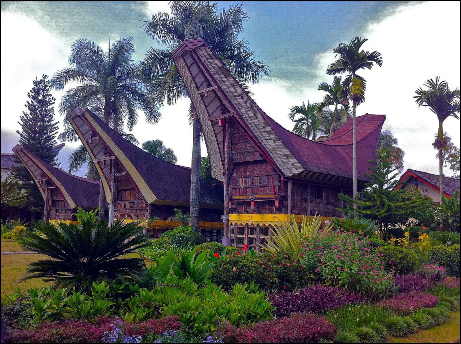 Fantastis 21 Gambar Rumah Adat Sulawesi Tenggara 63 Untuk Ide Pengaturan Dekorasi Rumah oleh 21 Gambar Rumah Adat Sulawesi Tenggara