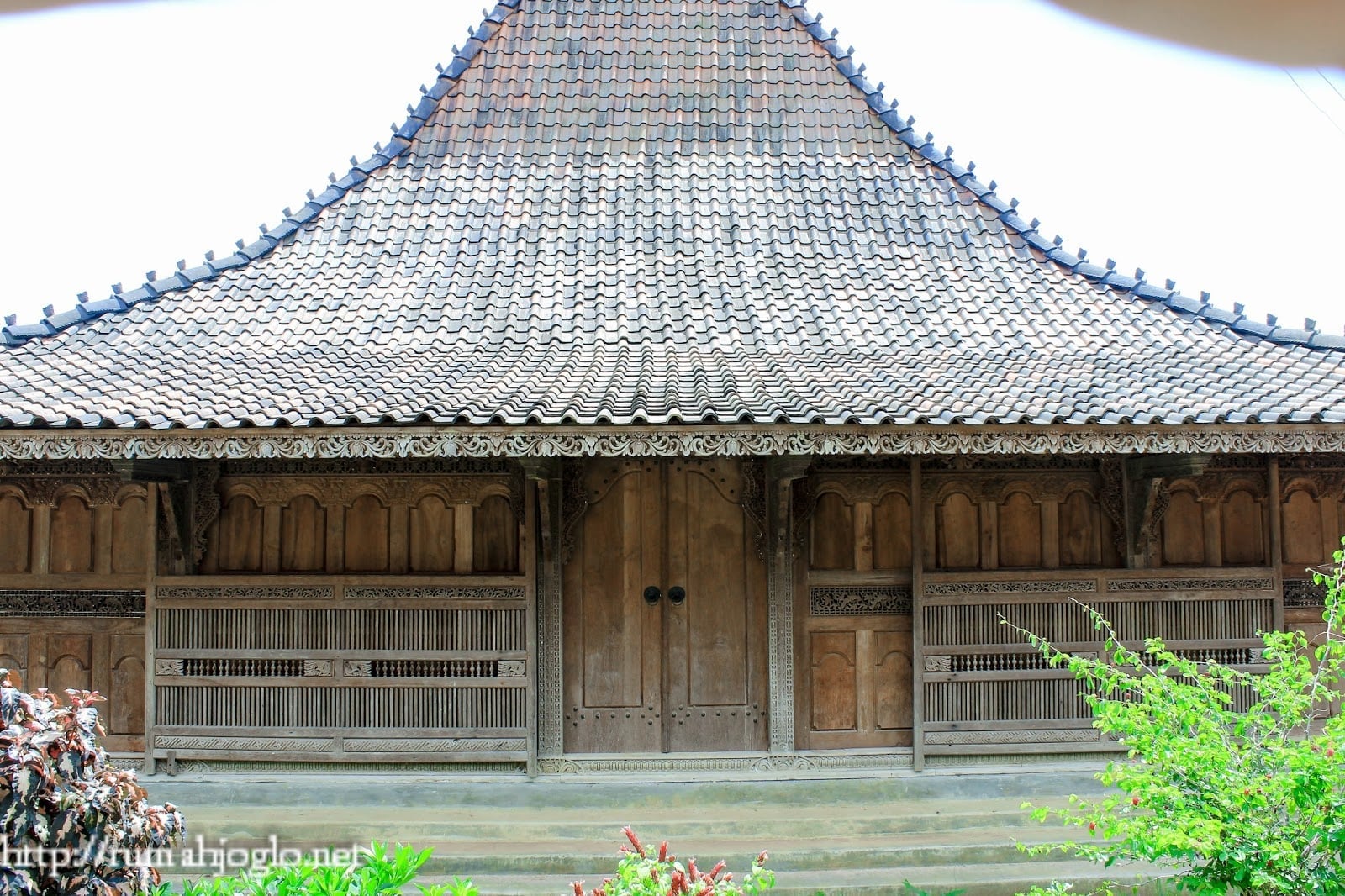 Luar biasa 21 Gambar Rumah Adat Joglo Yogyakarta 28 Di Ide Merombak Rumah Kecil dengan 21 Gambar Rumah Adat Joglo Yogyakarta