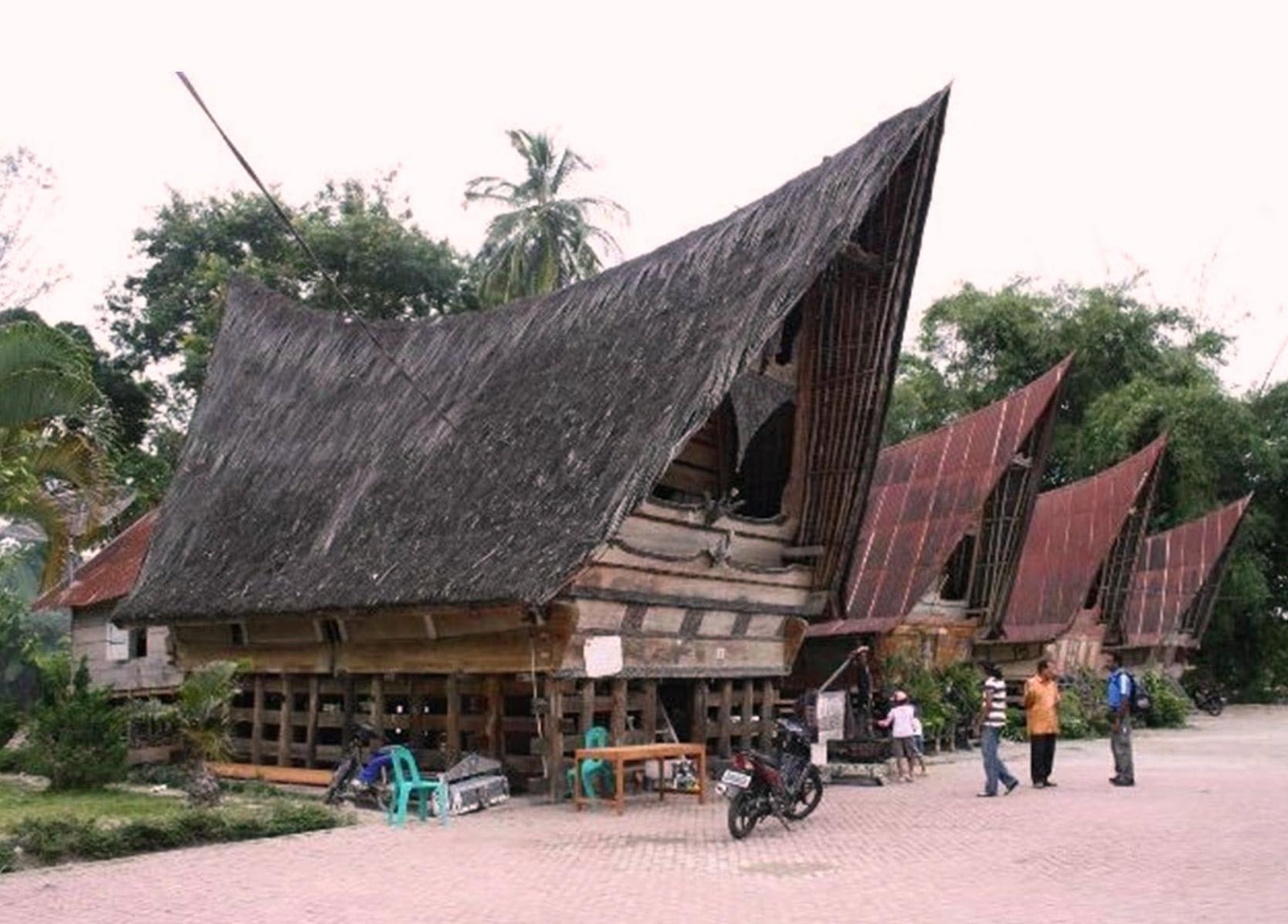 Menakjubkan 21 Gambar Rumah Adat Batak 36 Renovasi Perancangan Ide Dekorasi Rumah oleh 21 Gambar Rumah Adat Batak