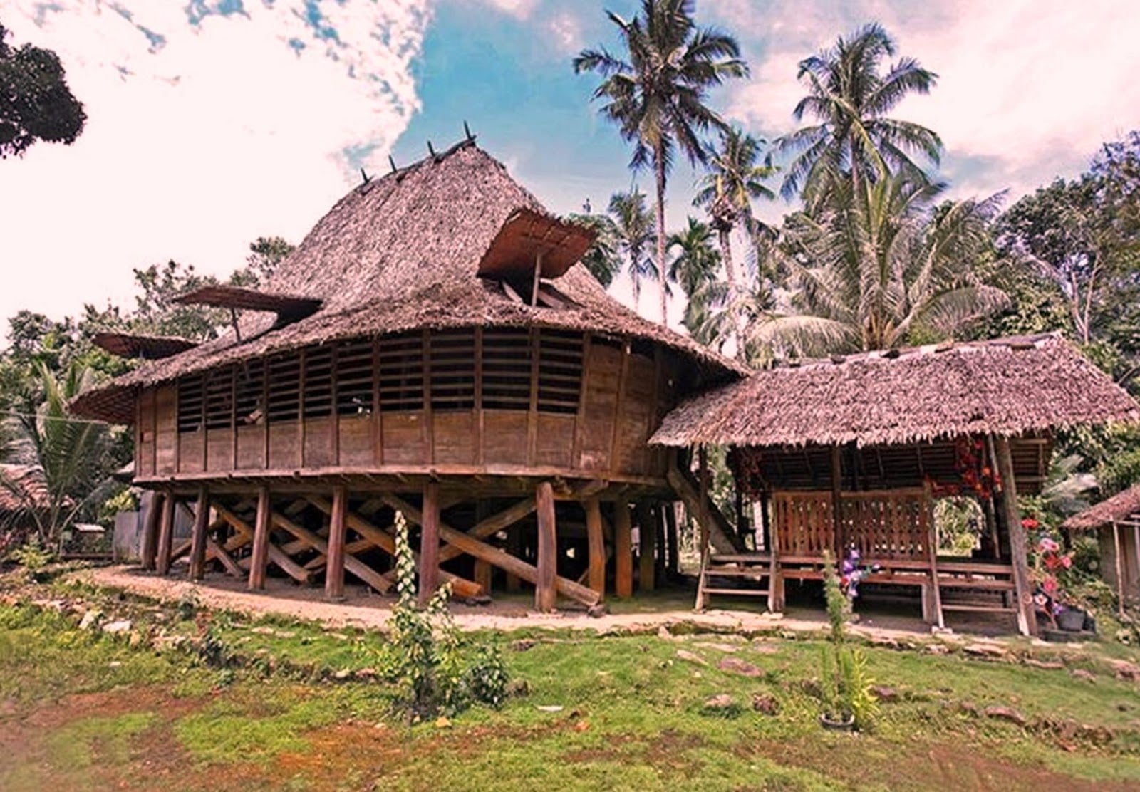 Menyenangkan 21 10 Gambar Rumah Adat 77 Untuk Perencanaan Desain Rumah oleh 21 10 Gambar Rumah Adat