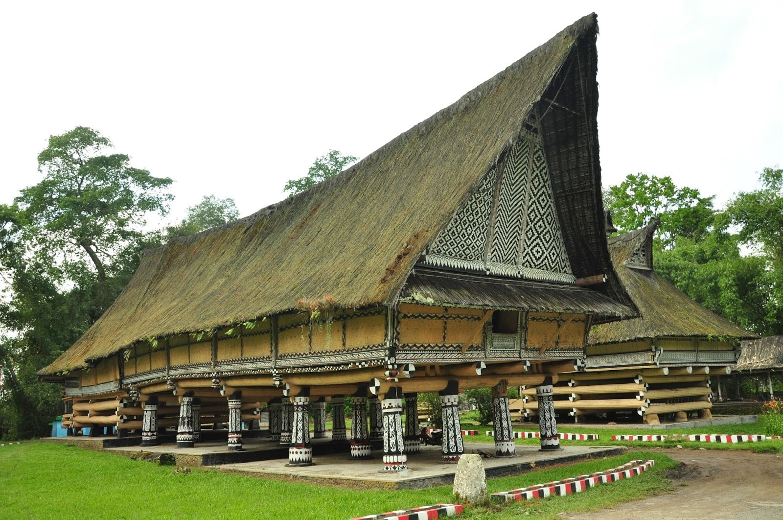 Teratas 21 10 Gambar Rumah Adat 87 Rumah Merancang Inspirasi untuk 21 10 Gambar Rumah Adat