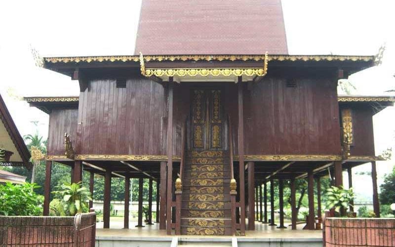 Cantik Desain Rumah Adat Kalimantan Selatan 51 Di Rumah Merancang Inspirasi oleh Desain Rumah Adat Kalimantan Selatan