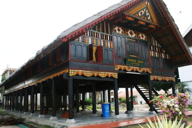 Menawan Desain Rumah Adat Aceh 44 Bangun Ide Merombak Rumah Kecil oleh Desain Rumah Adat Aceh