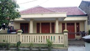 Menawan Desain Rumah Sederhana Kampung 94 Dalam Ide Renovasi Rumah oleh Desain Rumah Sederhana Kampung