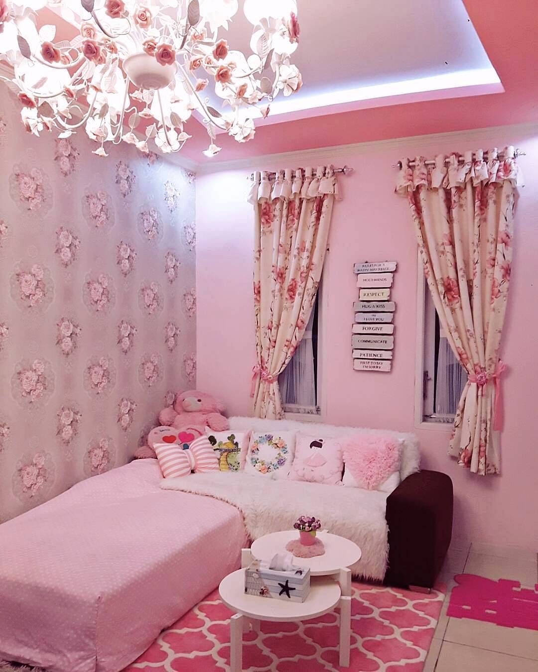 81 Gambar Rumah Minimalis Pink Paling Banyak di Cari