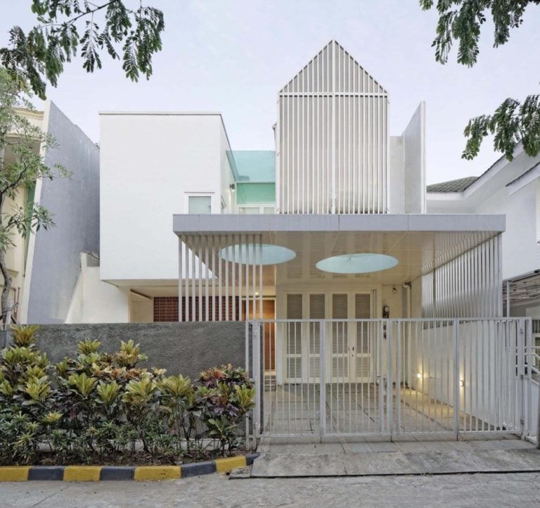 Rumah Minimalis Warna Putih