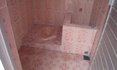 14 Kumpulan Desain Kamar Mandi Wc Jongkok Modern Istimewa Banget