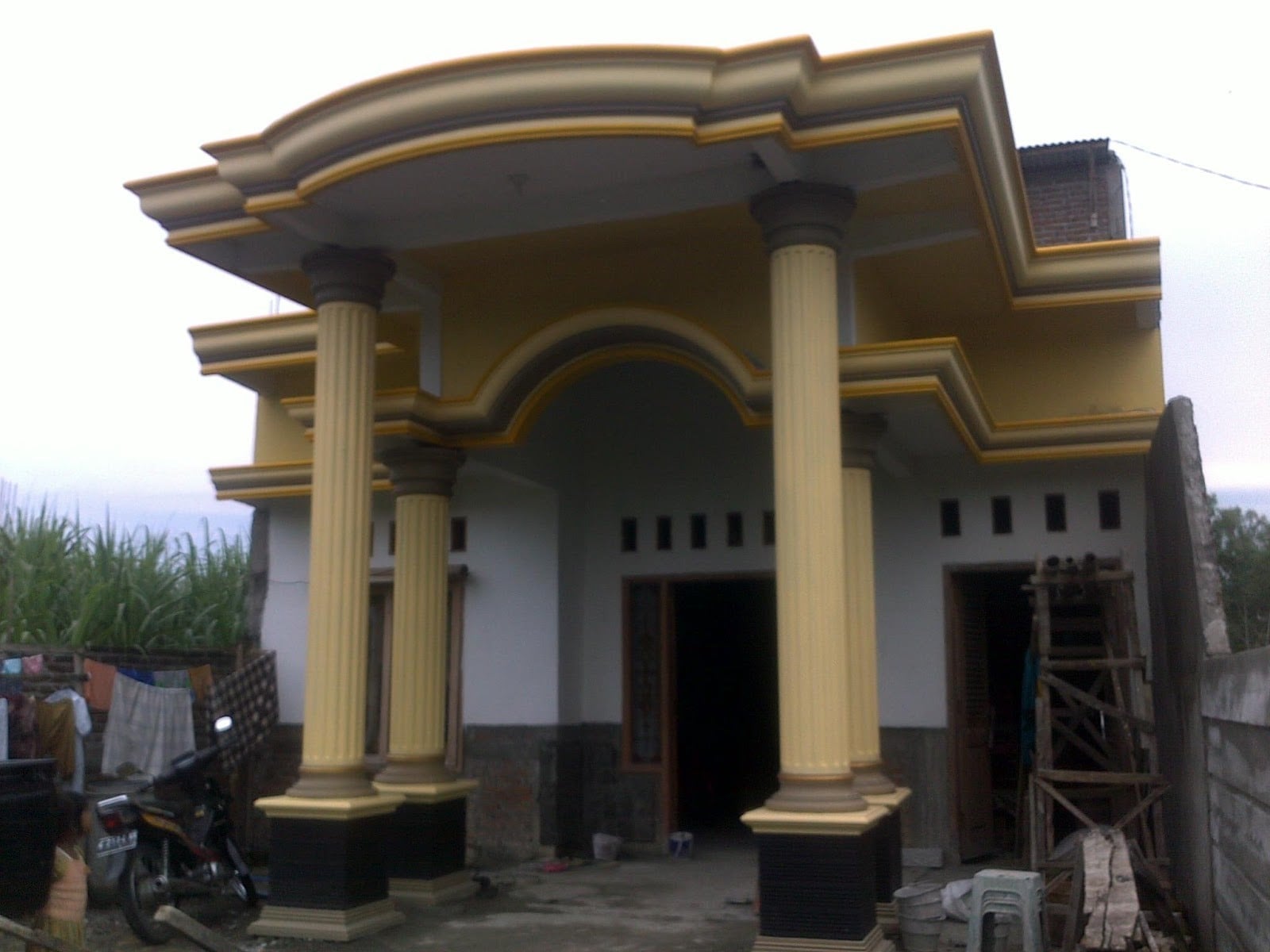 36 Ide Cantik Desain Teras Joglo Istimewa Banget