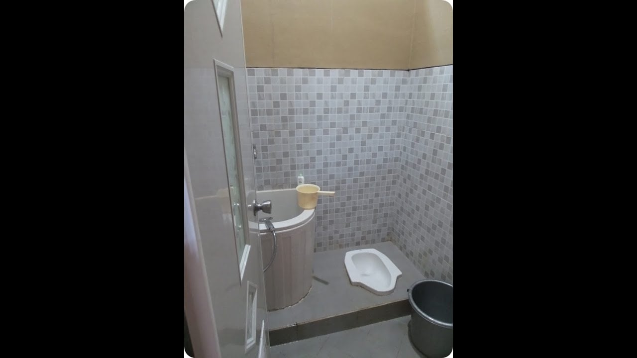 53 Ide Cantik Desain Kamar Mandi Kecil WC Jongkok Terlengkap