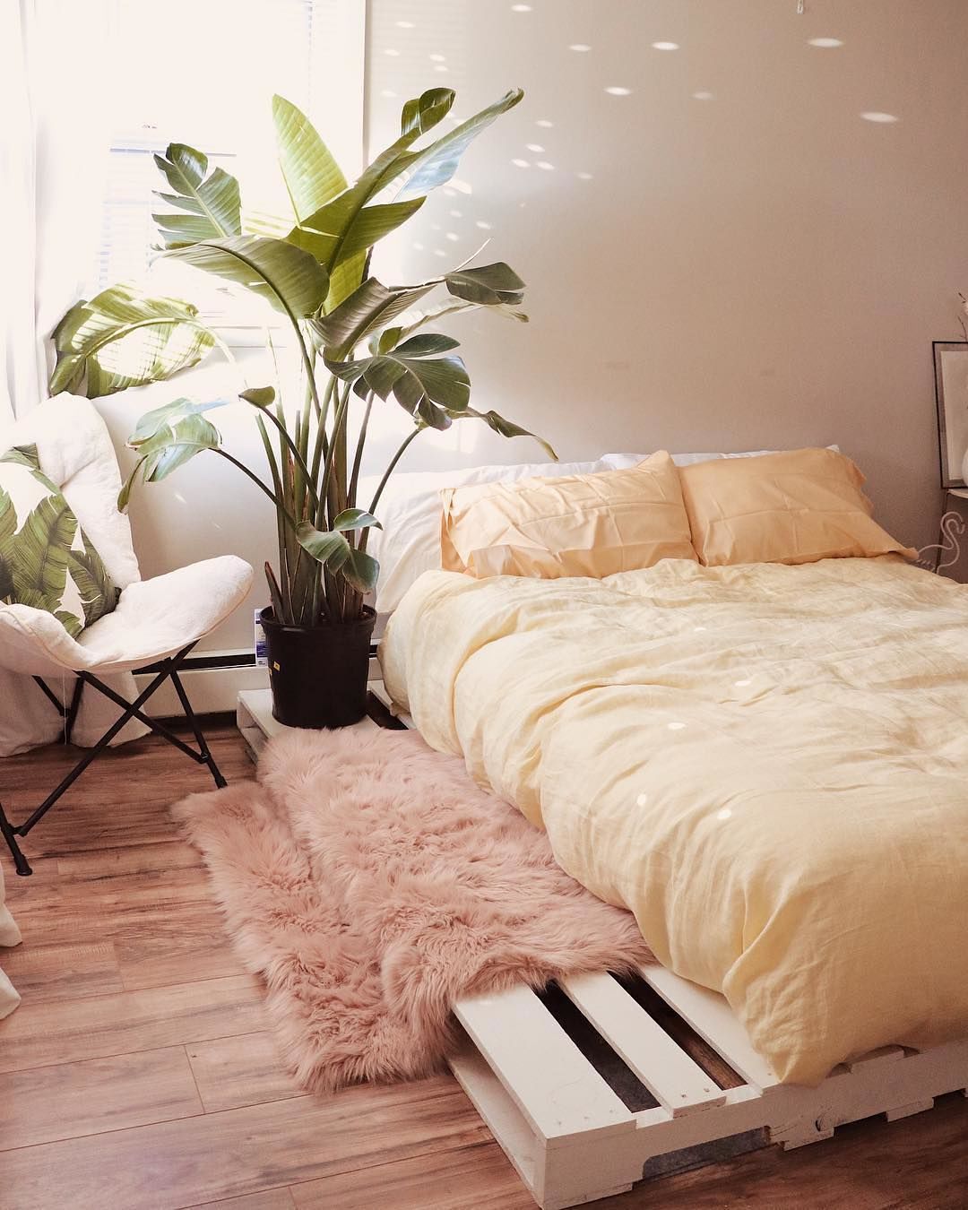 15 Ide Cantik Dekorasi Kamar Tidur Warna Pastel Yang Belum Banyak Diketahui