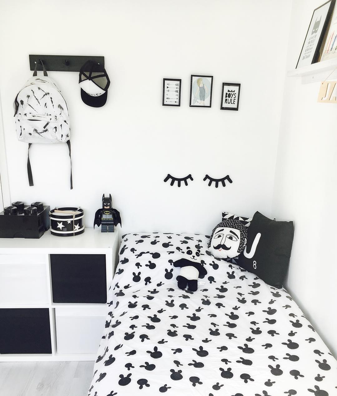 39 Trendy Desain Kamar Tidur Anak Remaja Perempuan Modern Warna Hitam Putih Terlengkap