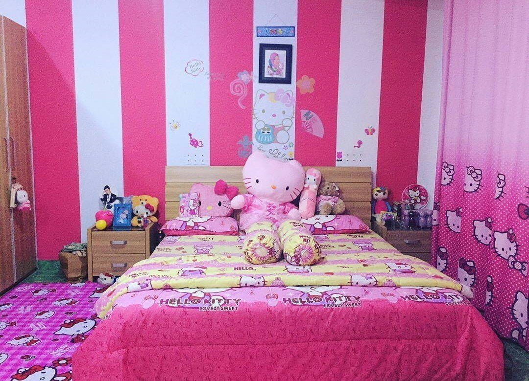 41 Ragam Seni Desain Kamar Tidur Hello Kitty Sederhana Paling Banyak di Cari