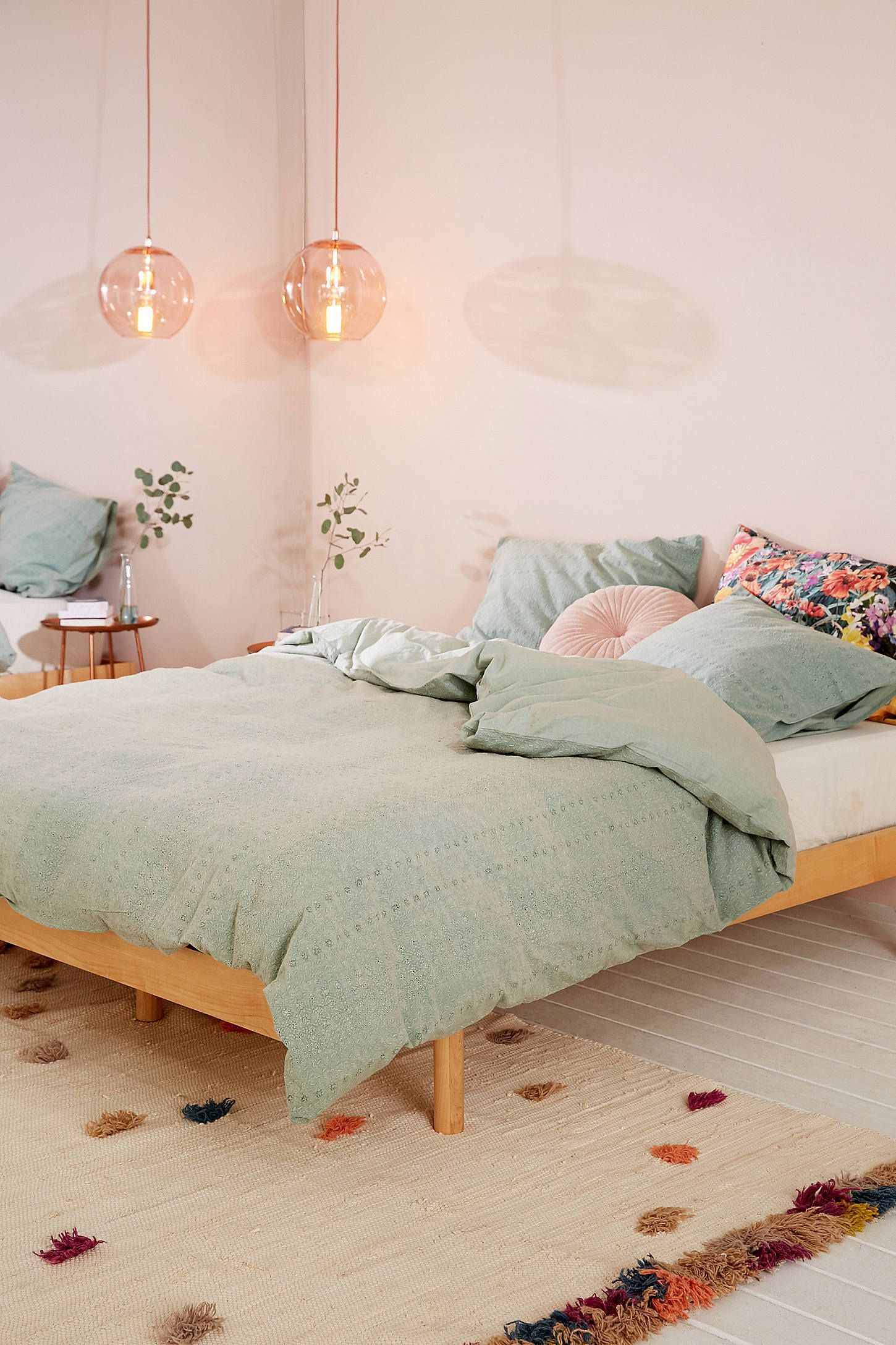 50 Ide Cantik Dekorasi Kamar Tidur Warna Pastel Paling Terkenal