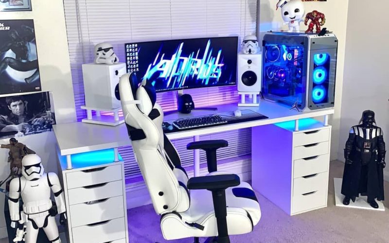 66 Ragam Seni Desain Kamar Gamer Minimalis Paling Populer di Dunia